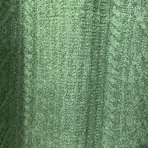 J Jill mixed texture high neck a line classic timeless 
green sweater in size 2x - Picture 4 of 7